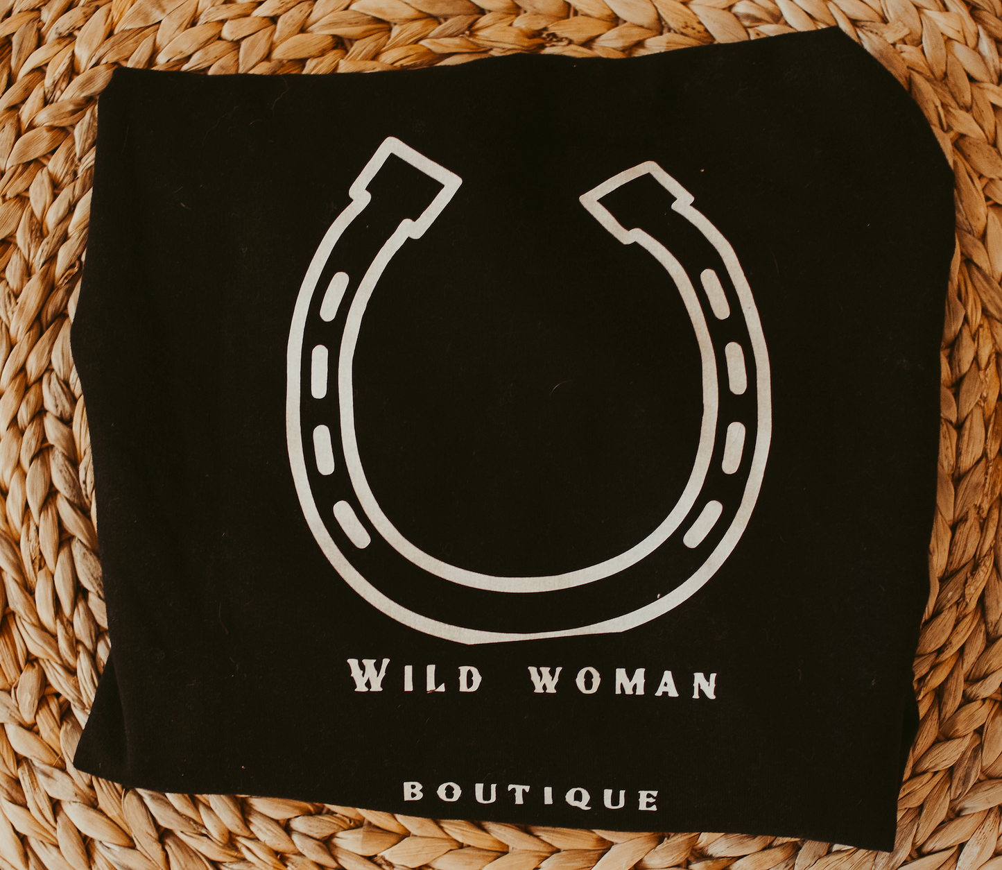 WWB MERCH HORSESHOE - youth