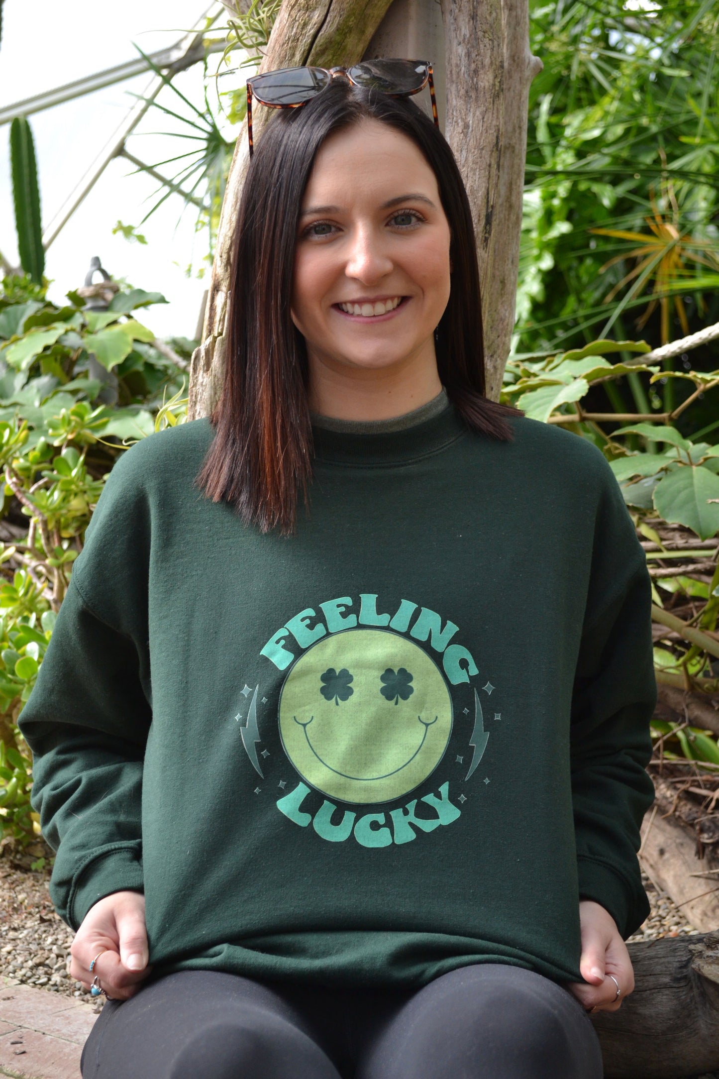 LIGHTENING FEELING LUCKY